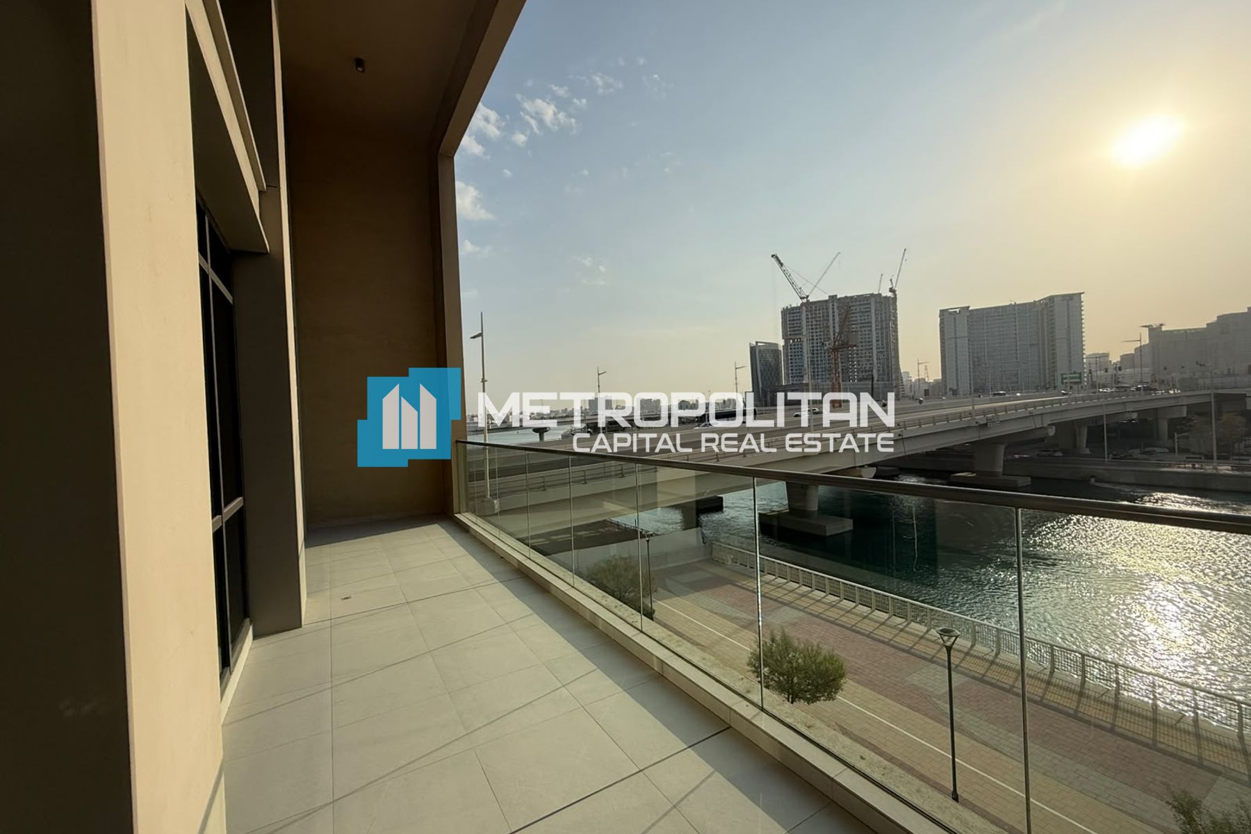 Duplex 3BR | Full Canal View | Ready to Move
