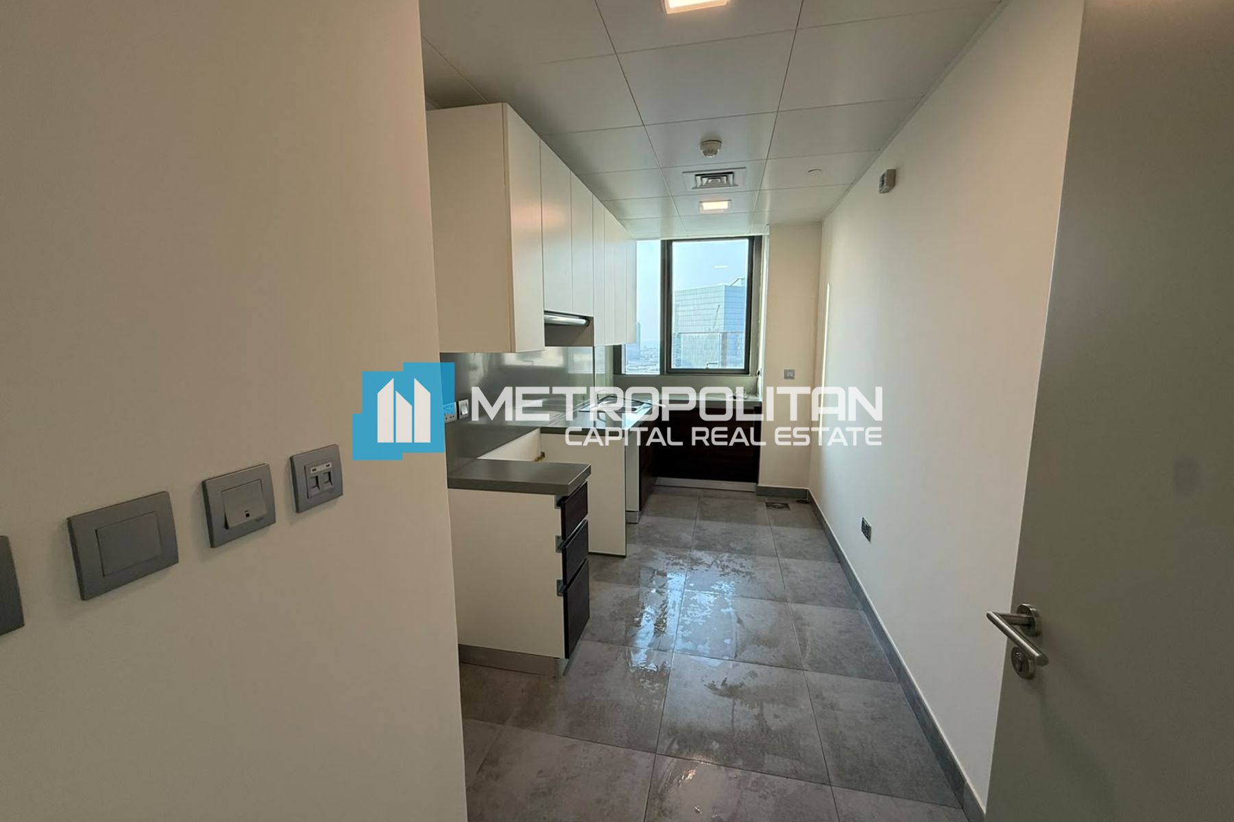 Canal View | Ready to Move 2BR | Prime Location