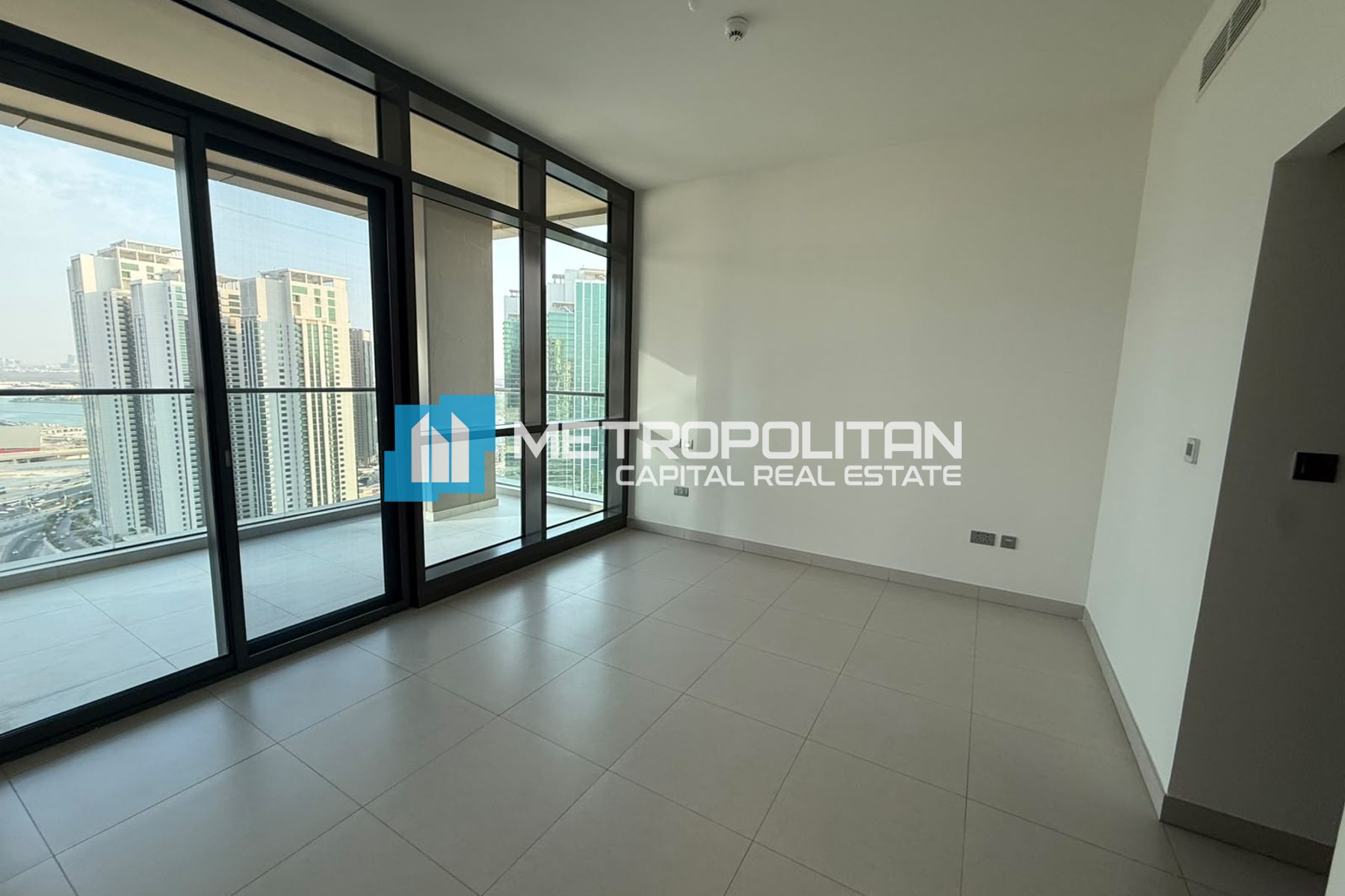 شقة للبيع في Canal Residence، Al Reem Island - MCS-50260