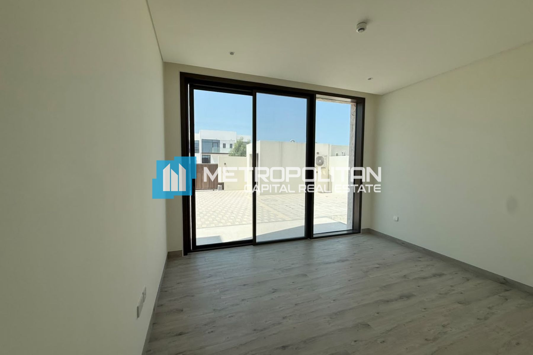 Single Row 4BR+M | Brand New | Vacant | V4 Select