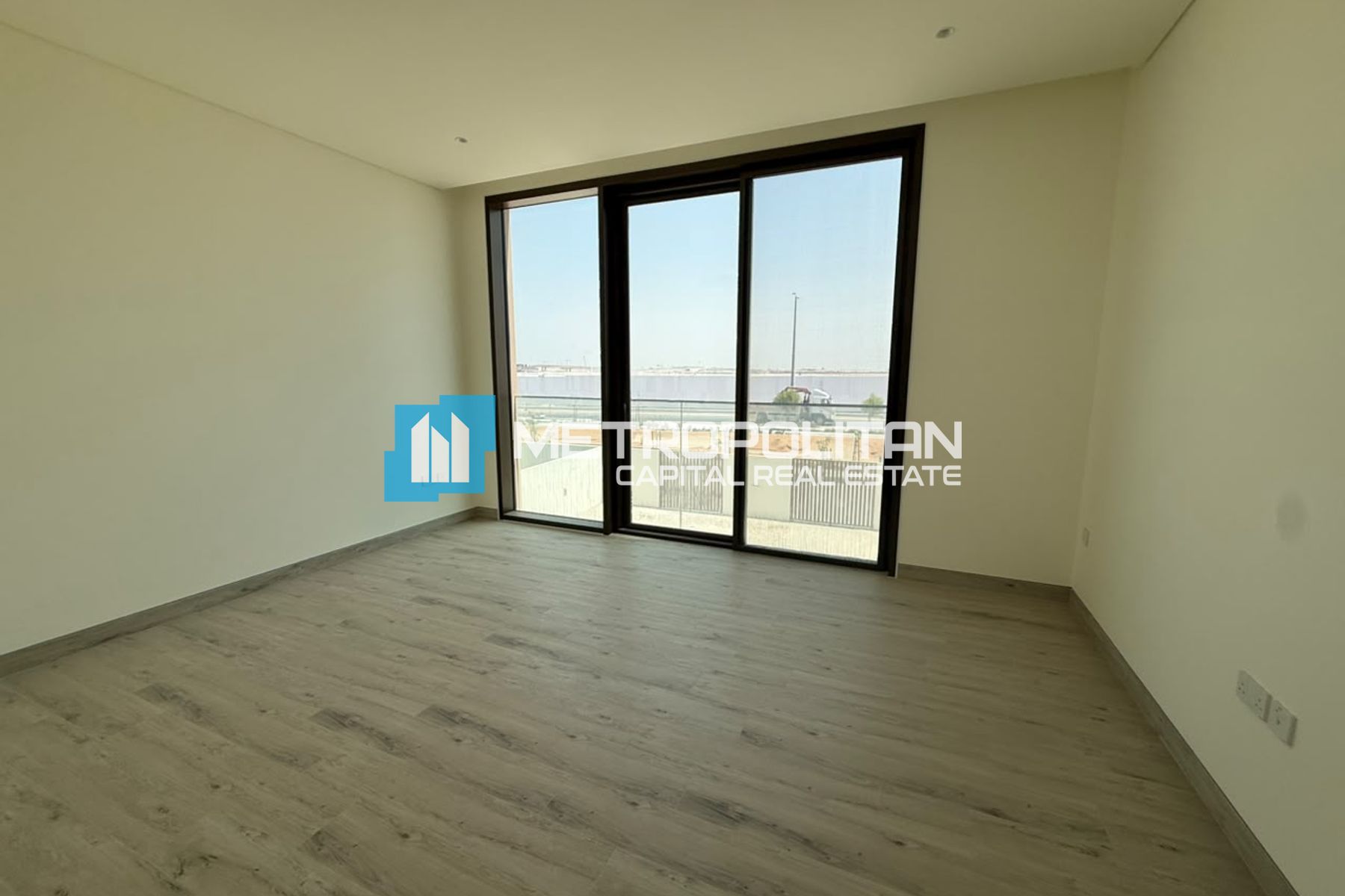 Single Row 4BR+M | Brand New | Vacant | V4 Select