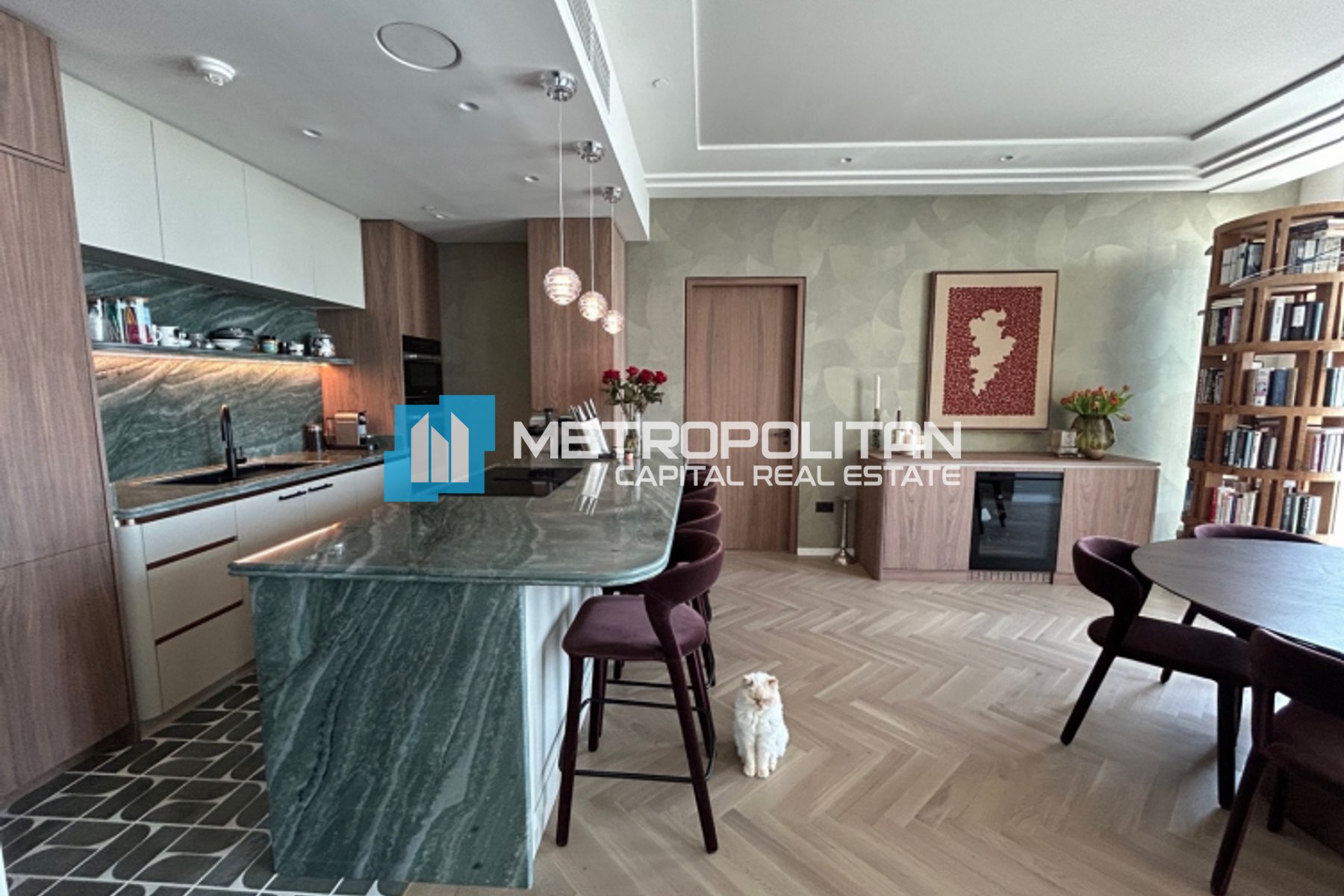 Canal & Museum View | High Floor | Bespoke Design