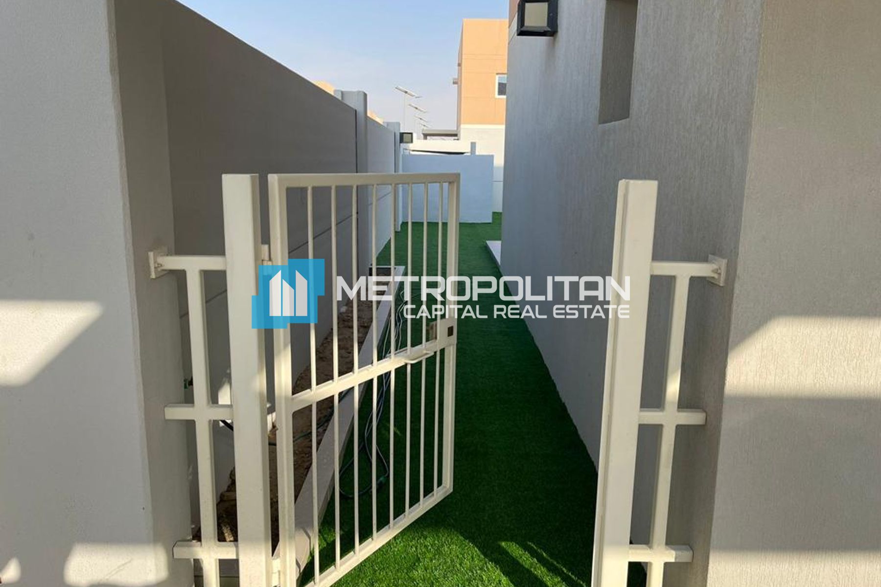 3BR Townhouse for Sale in Manazel Al Reef 2, Al Samha - MCS-50290