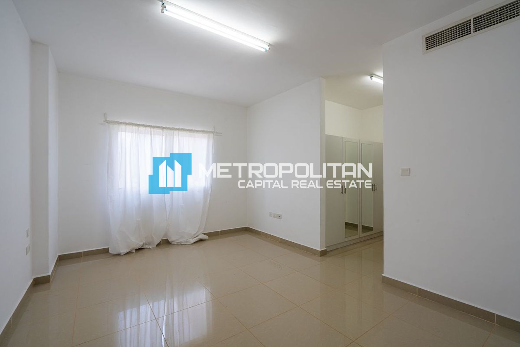 Spacious 1 BR w/ Balcony | Vacant Unit | City View