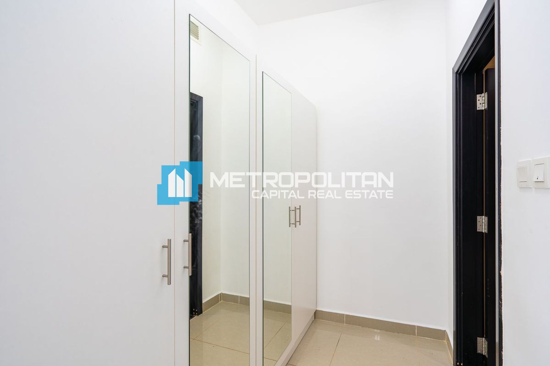 Spacious 1 BR w/ Balcony | Vacant Unit | City View
