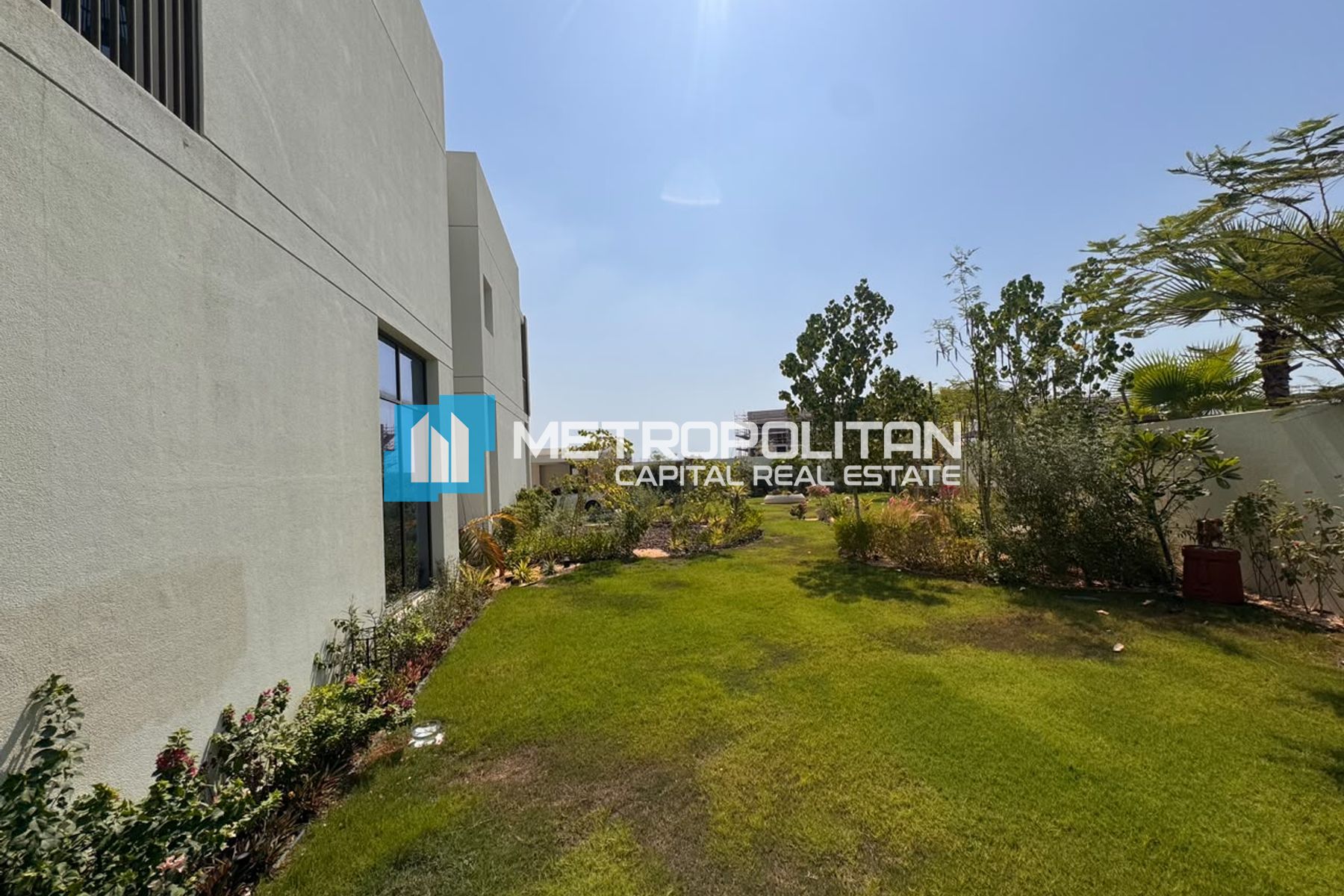 Prime Location | Single Row | 4 BR with Maids