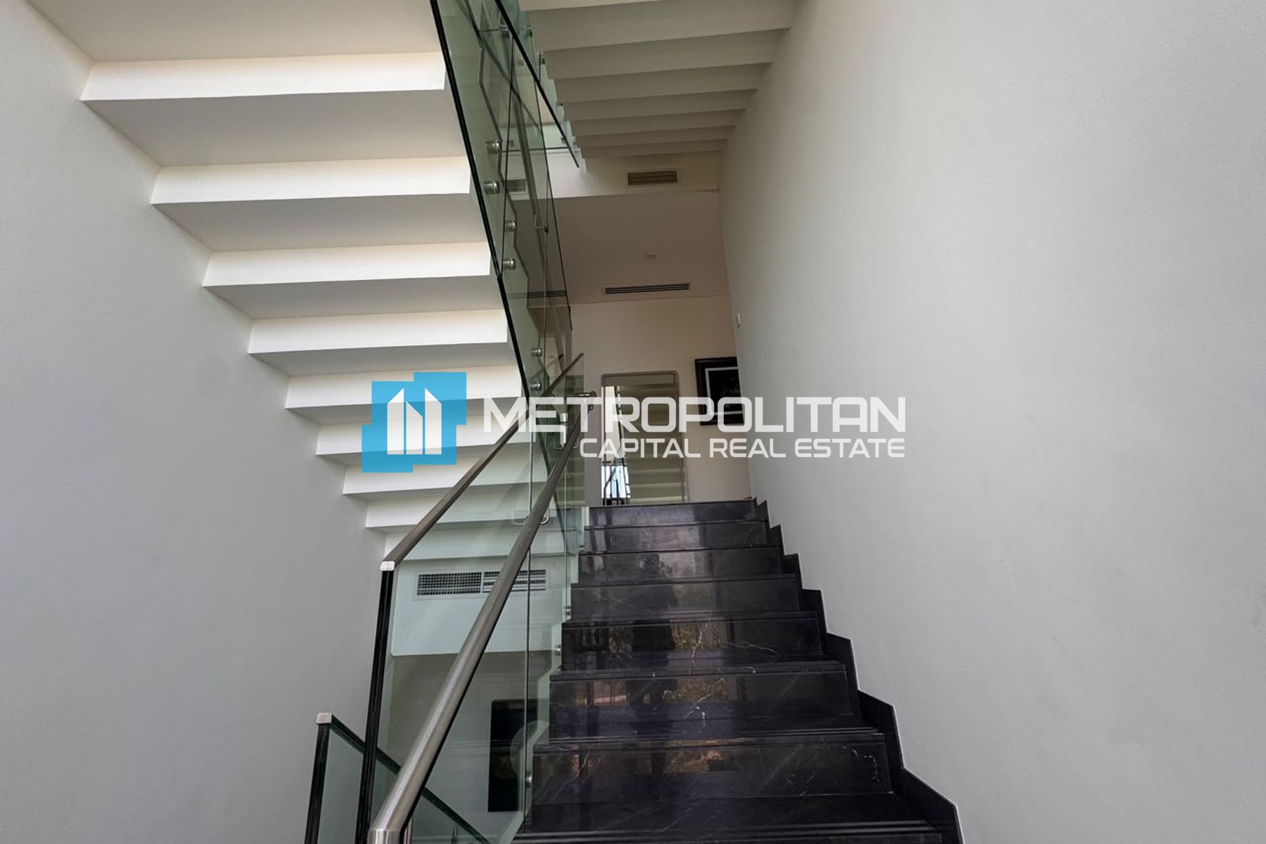 Prime Location | Single Row | 4 BR with Maids