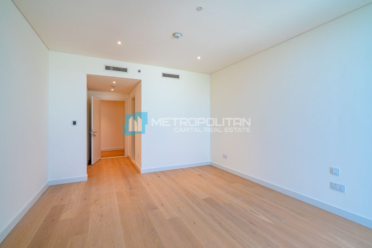 High End 3BR+Maids | Balcony | Beachfront Living