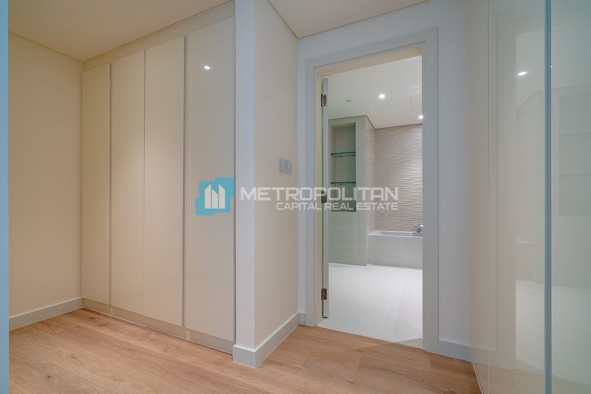 High End 3BR+Maids | Balcony | Beachfront Living
