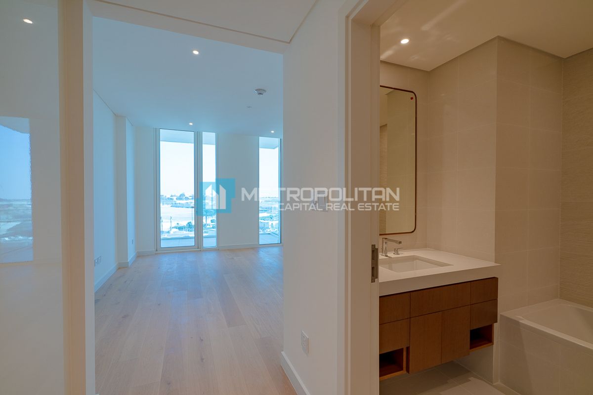 High End 3BR+Maids | Balcony | Beachfront Living