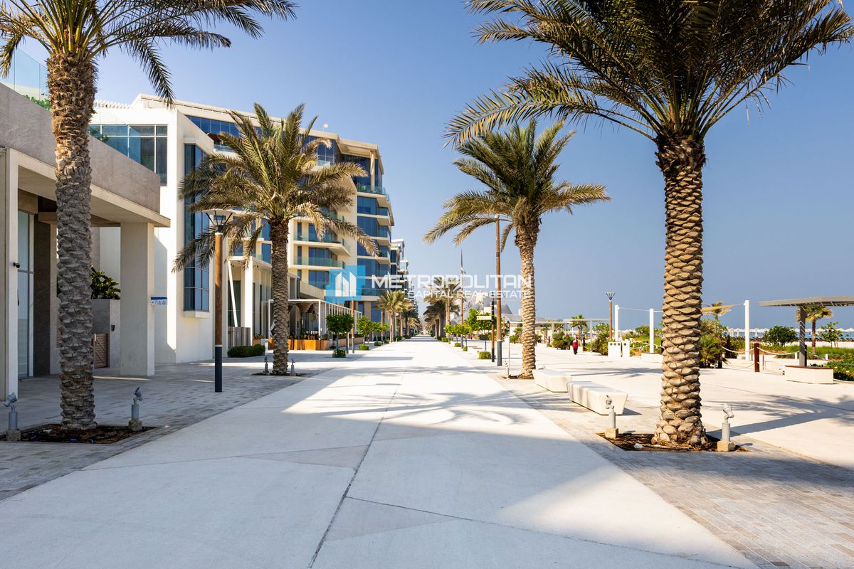 High End 3BR+Maids | Balcony | Beachfront Living