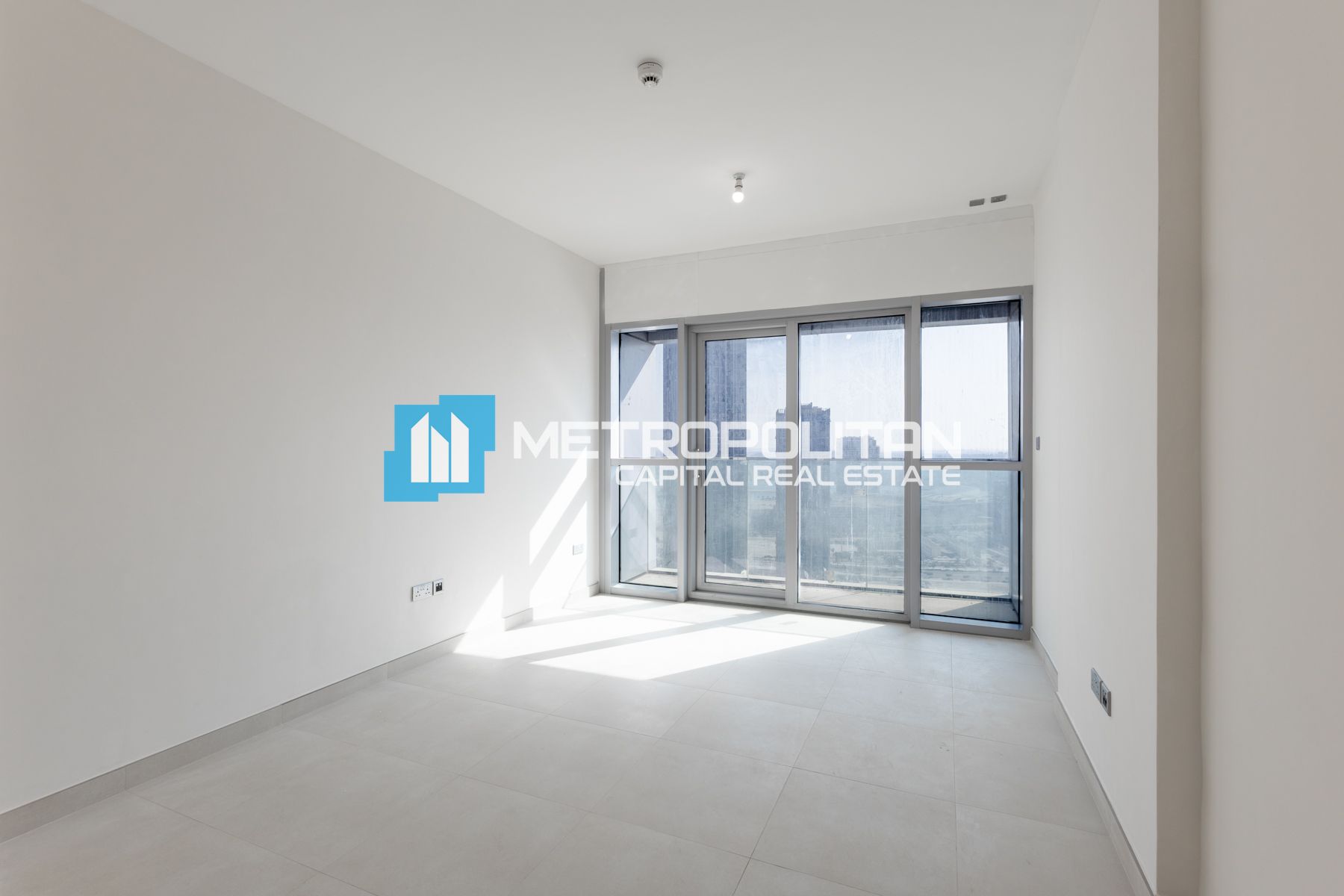 Beautiful 3BR+M | High Floor | Vacant | Full Canal
