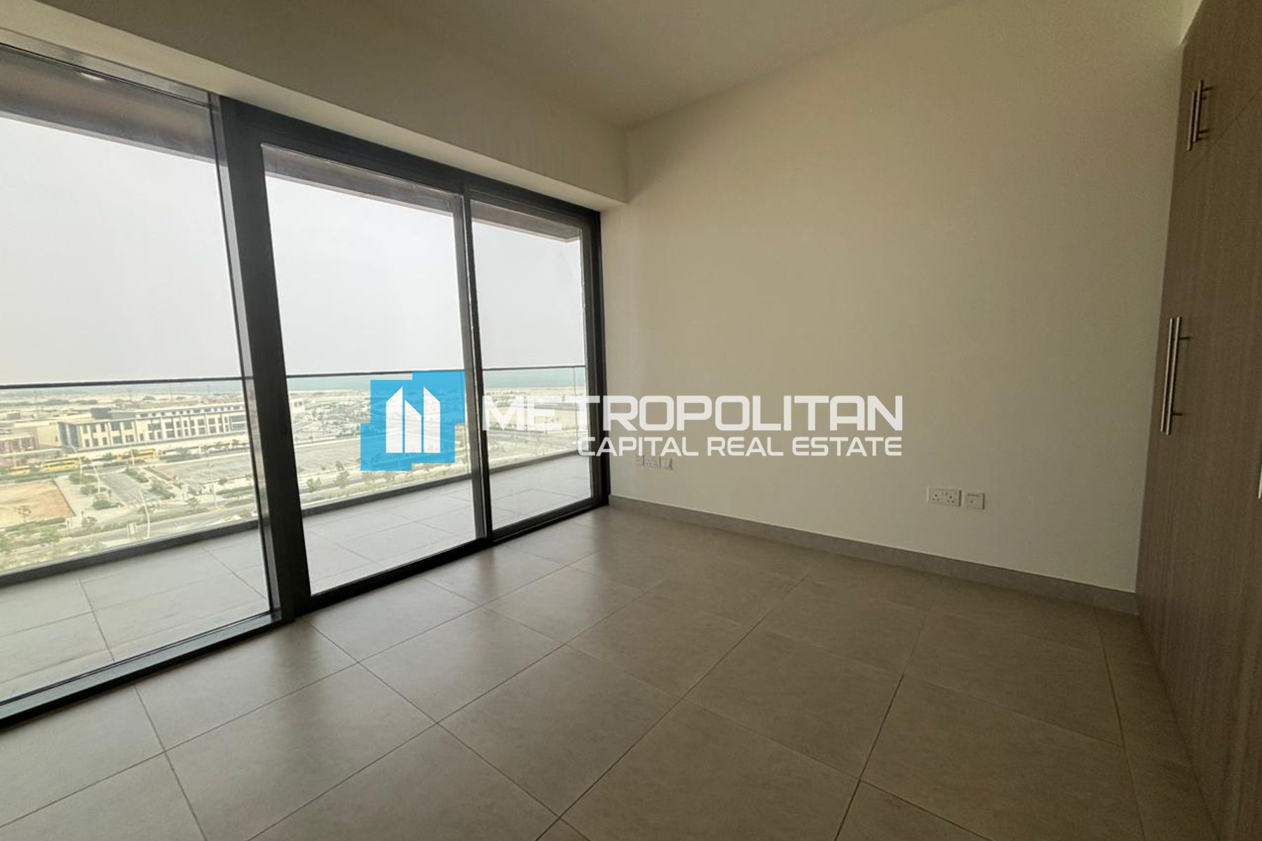 HOT DEAL | 2BHK HIGH FLOOR | SEA VIEWS | CORNER