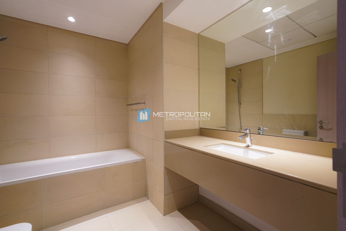 Hot Deal 3BR w/ Maids | Community View | Vacant
