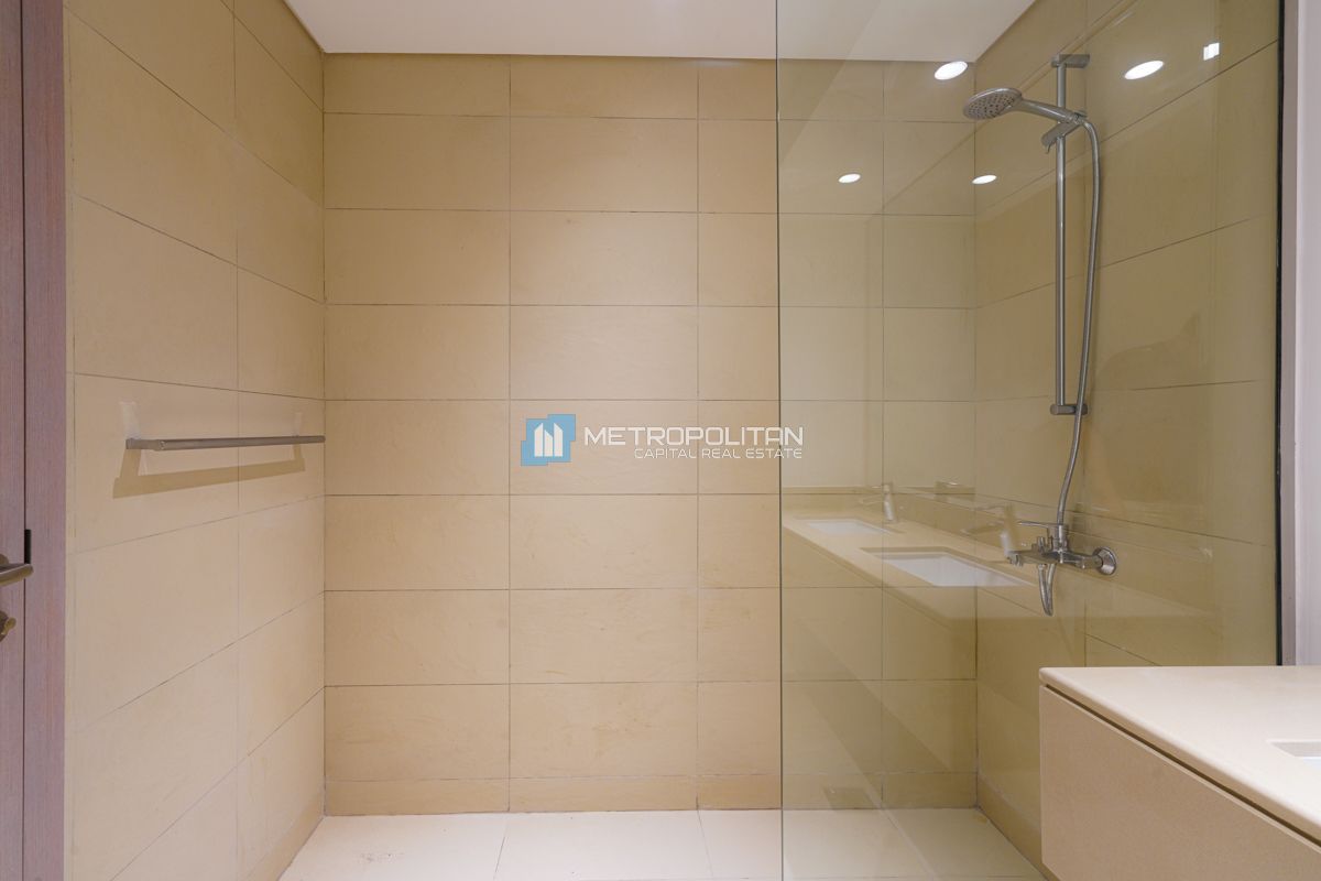 Hot Deal 3BR w/ Maids | Community View | Vacant