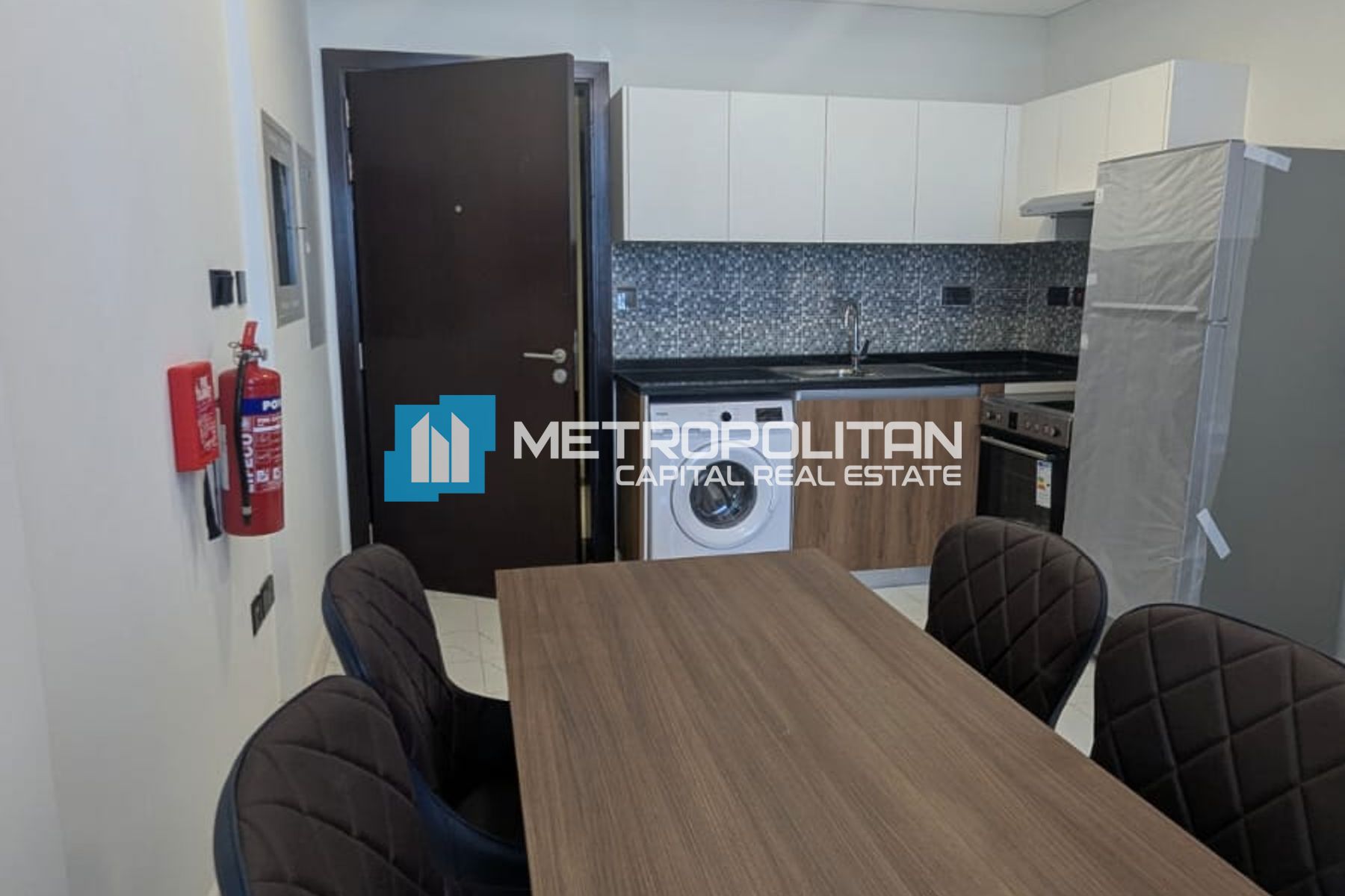 Junior 1 Bedroom | Fully Furnished | Mid Floor