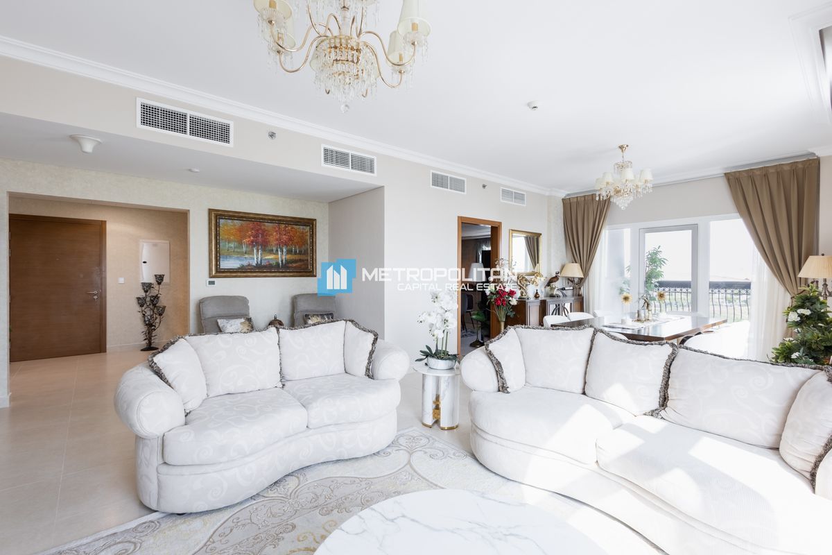Golf & Mangrove View | 2 Balconies | Big Layout