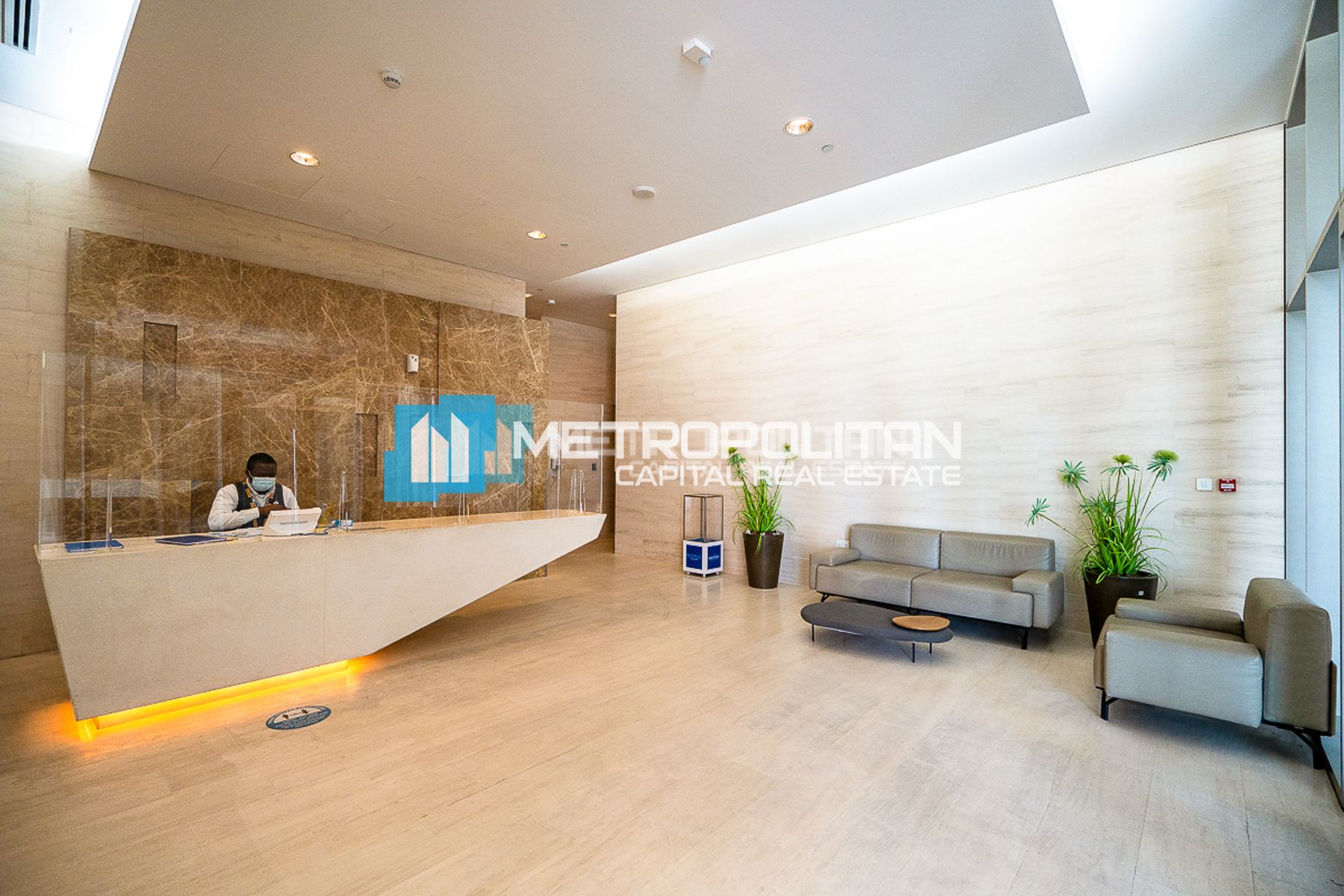 High Floor | Next to Corner 2BR | Community View