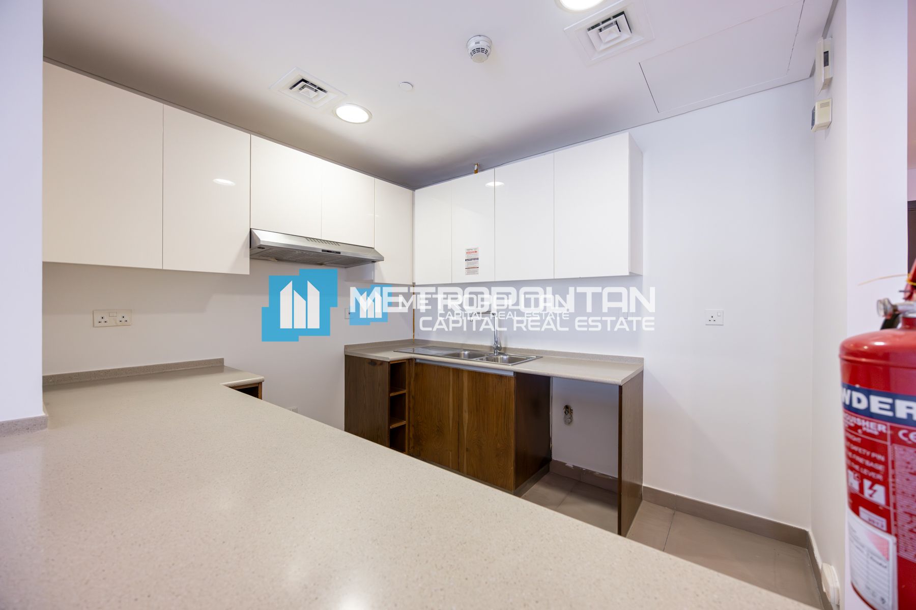 High Floor | Next to Corner 2BR | Community View