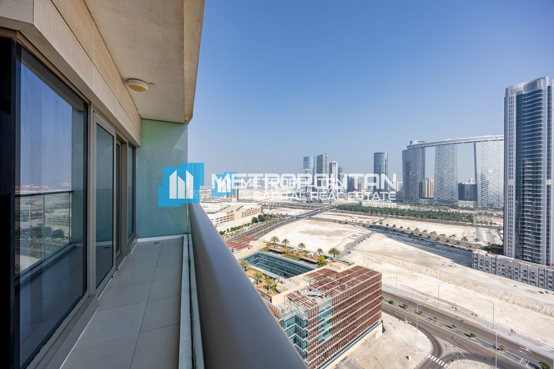 High Floor | Next to Corner 2BR | Community View