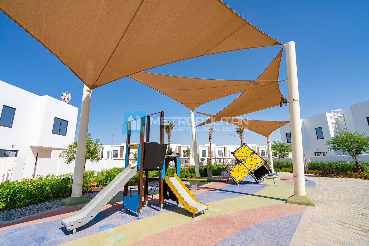 Vastu | 2BR w/ Maids | Landscaped Garden | Phase 2