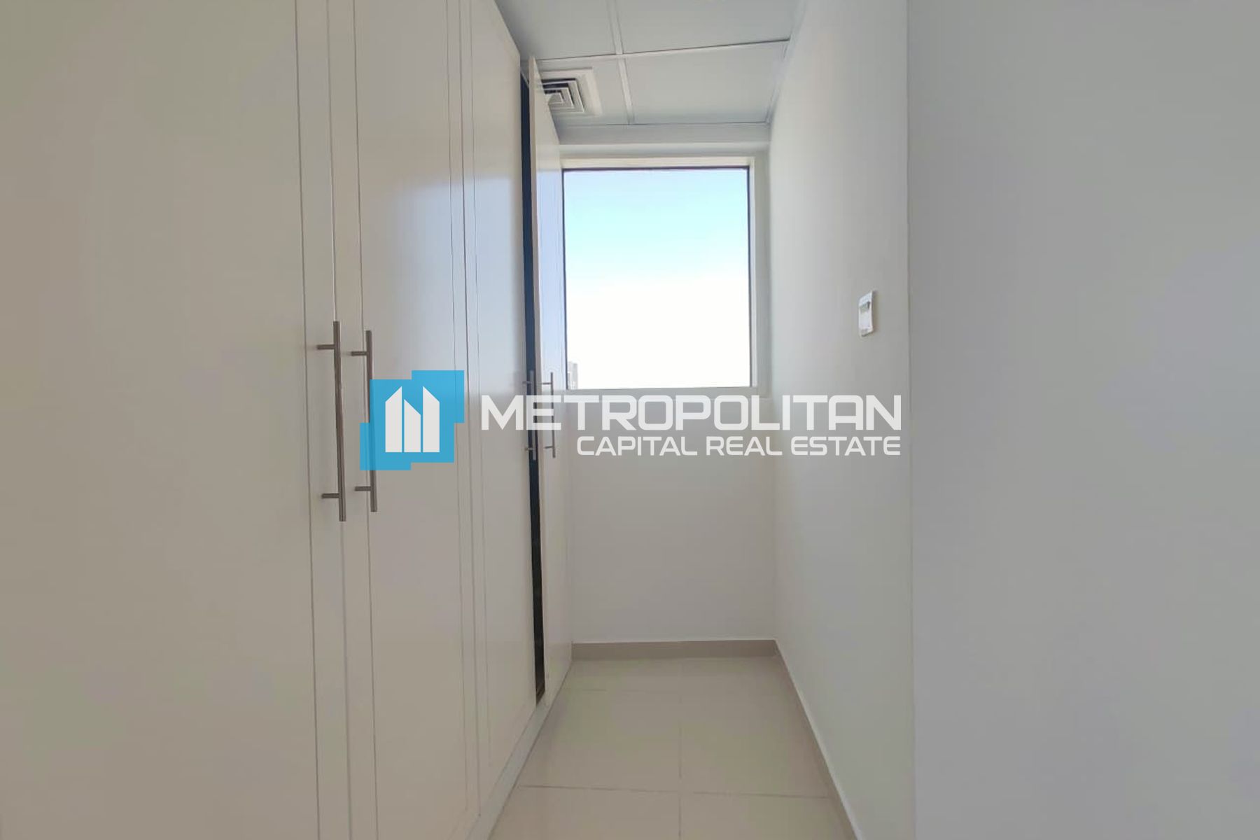 Full Canal View | Mid Floor 1BR | Prime Location