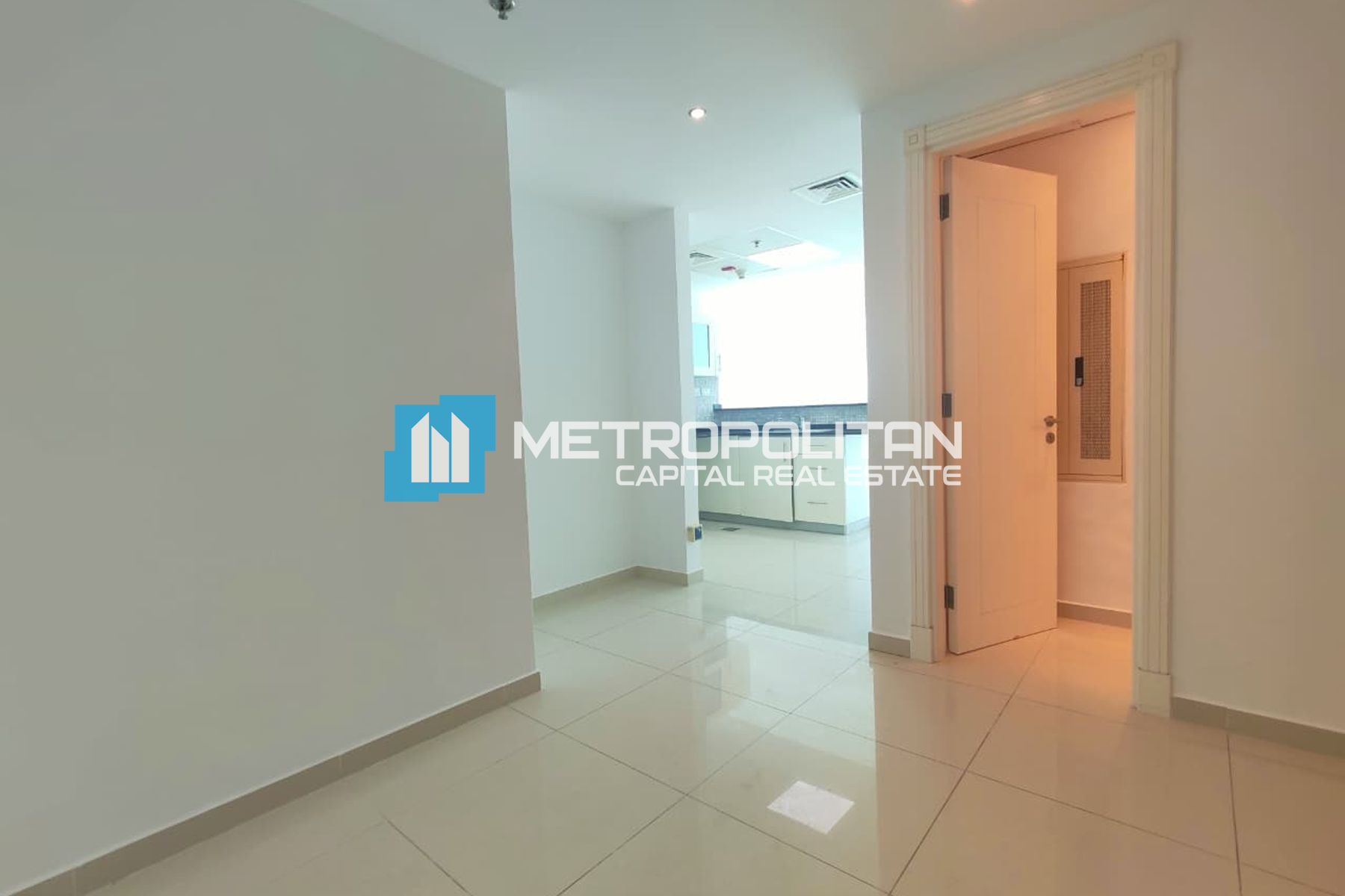 Full Canal View | Mid Floor 1BR | Prime Location