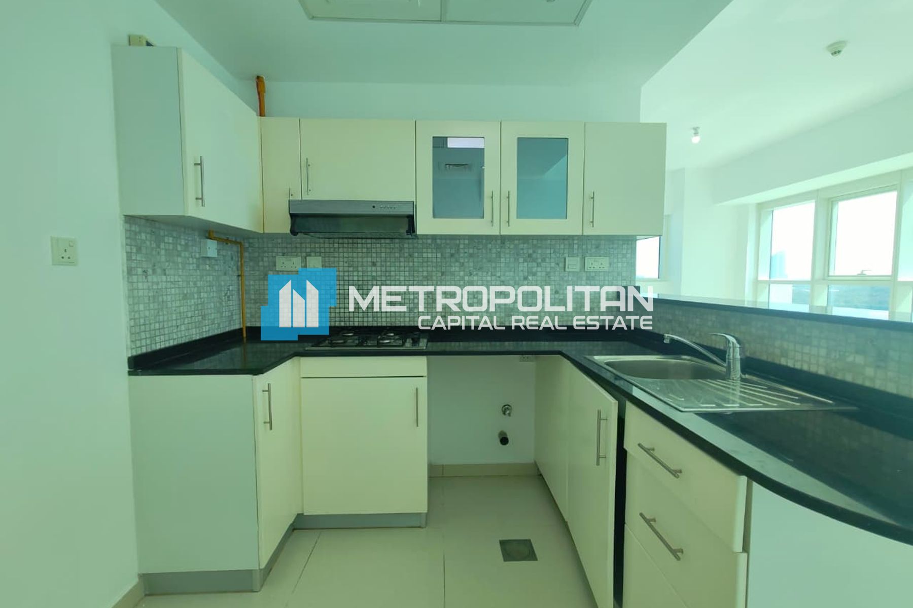 Full Canal View | Mid Floor 1BR | Prime Location