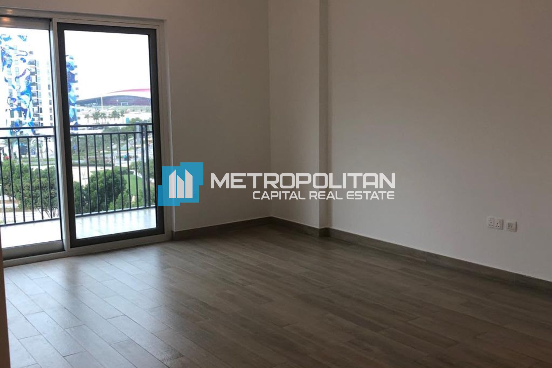 1BR w/ Balcony | Canal View | Well Maintained