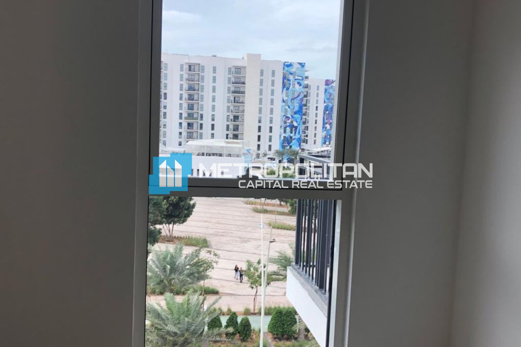 1BR w/ Balcony | Canal View | Well Maintained