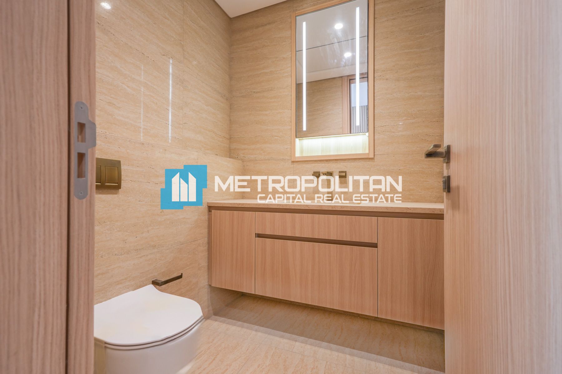 Modern 1BR | Large Balcony | High End Amenities