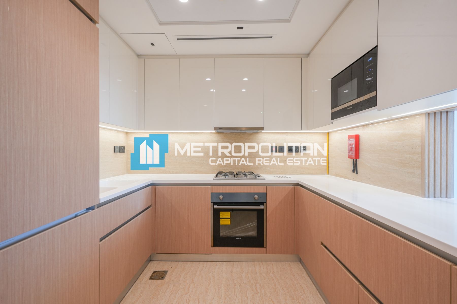 Modern 1BR | Large Balcony | High End Amenities