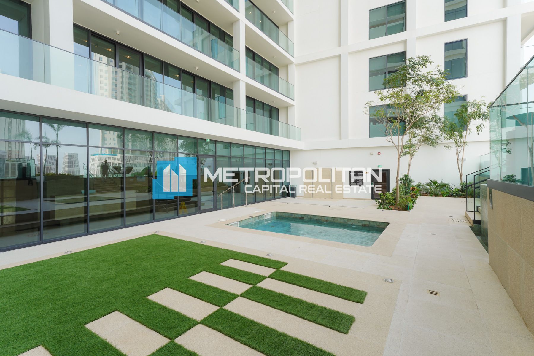 Modern 1BR | Large Balcony | High End Amenities