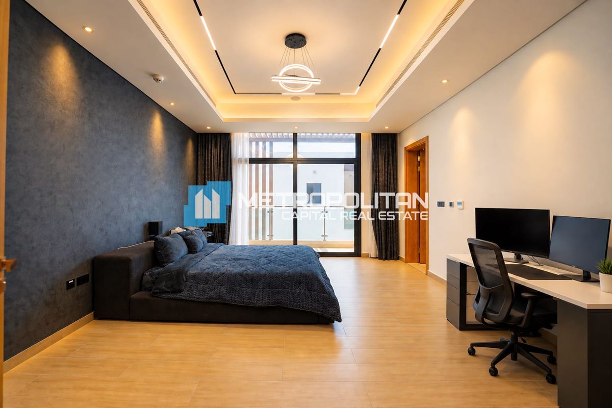 Rare Corner Villa | Massive Plot | Premium Unit