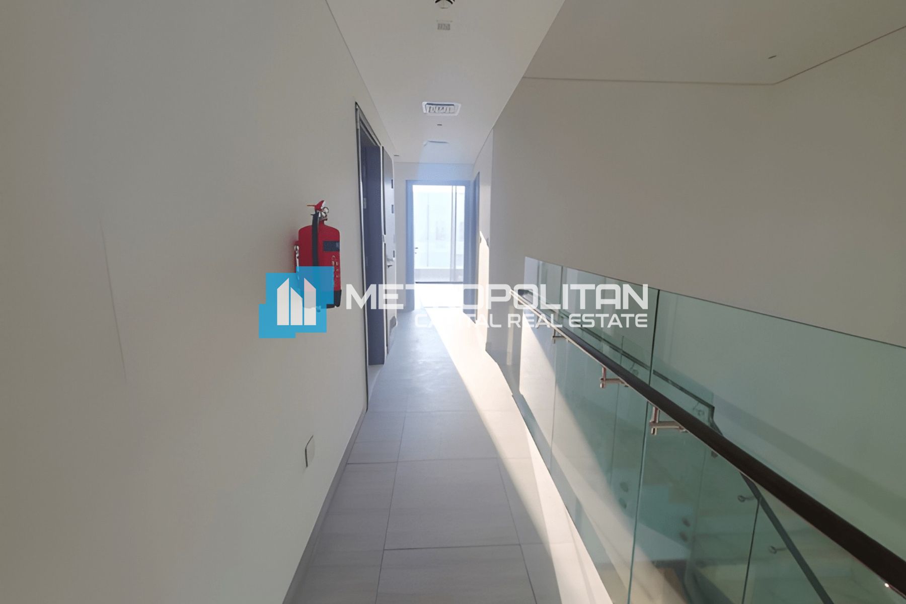 Single Row | End unit | 2BR w/ Study Room | Vacant