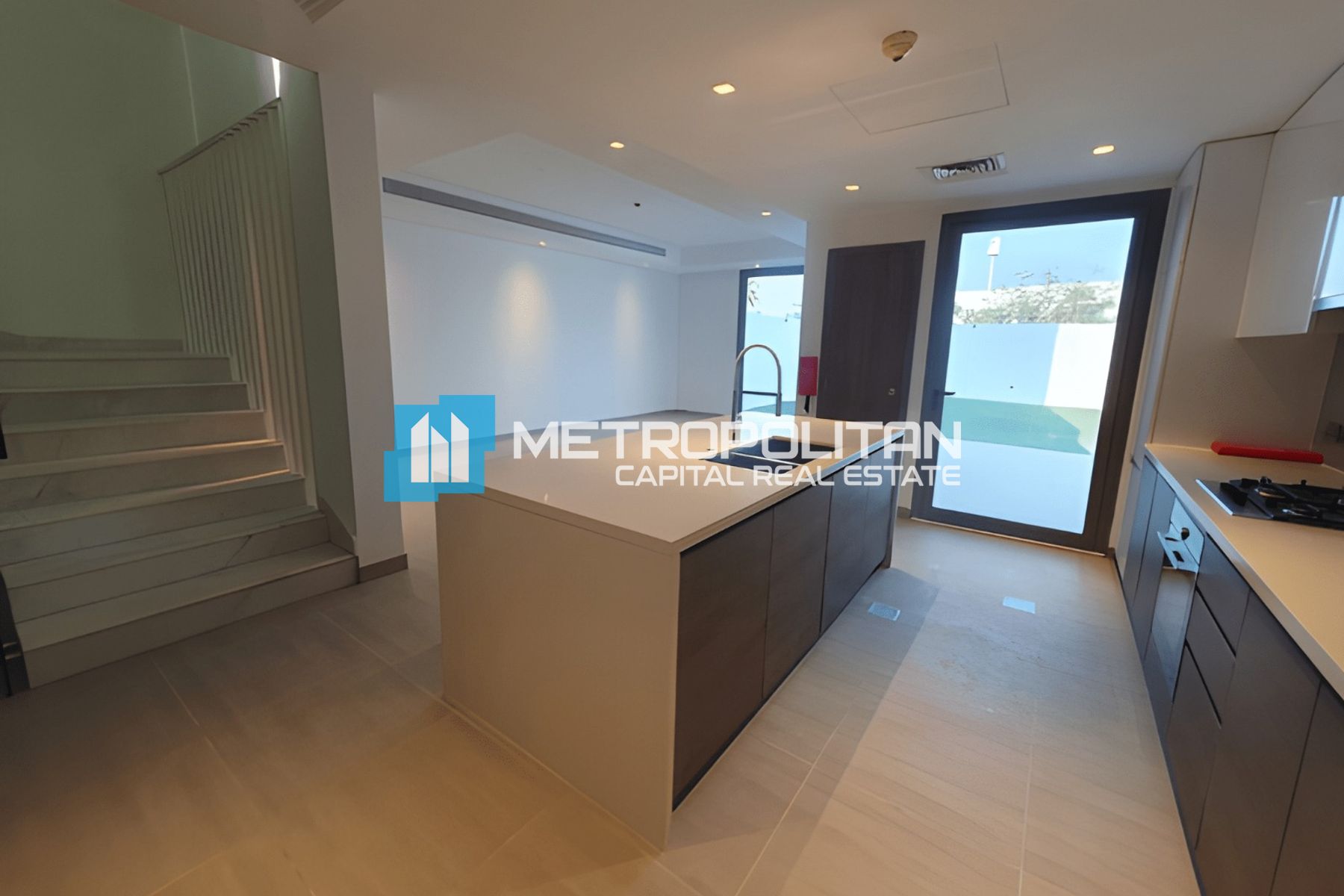 Single Row | End unit | 2BR w/ Study Room | Vacant
