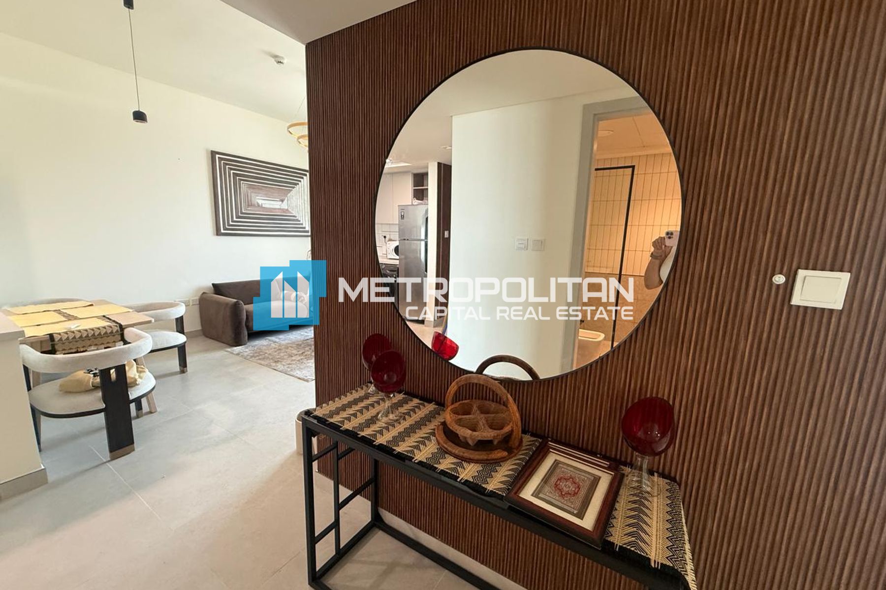 2BHK+ Balcony | Ready to Move| Fully Furnished