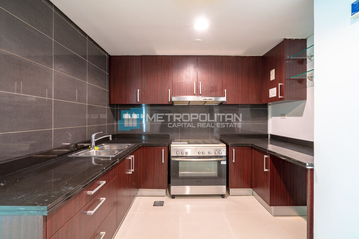 Partial Sea View | Maids + Study Views |High Floor
