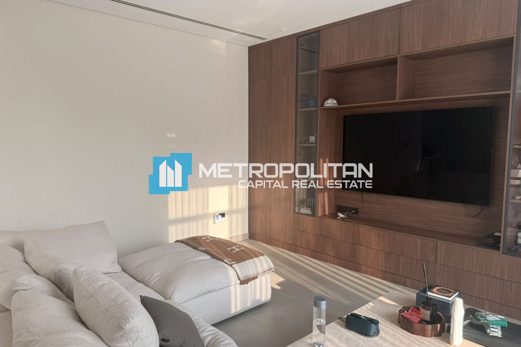 2BR w/ Maids | Close to amenities | Prime Location