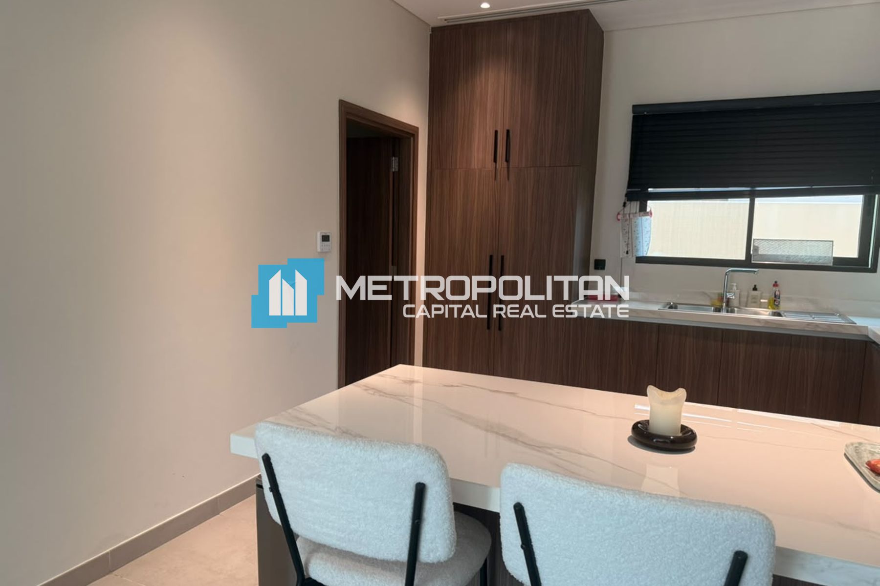 2BR w/ Maids | Close to amenities | Prime Location