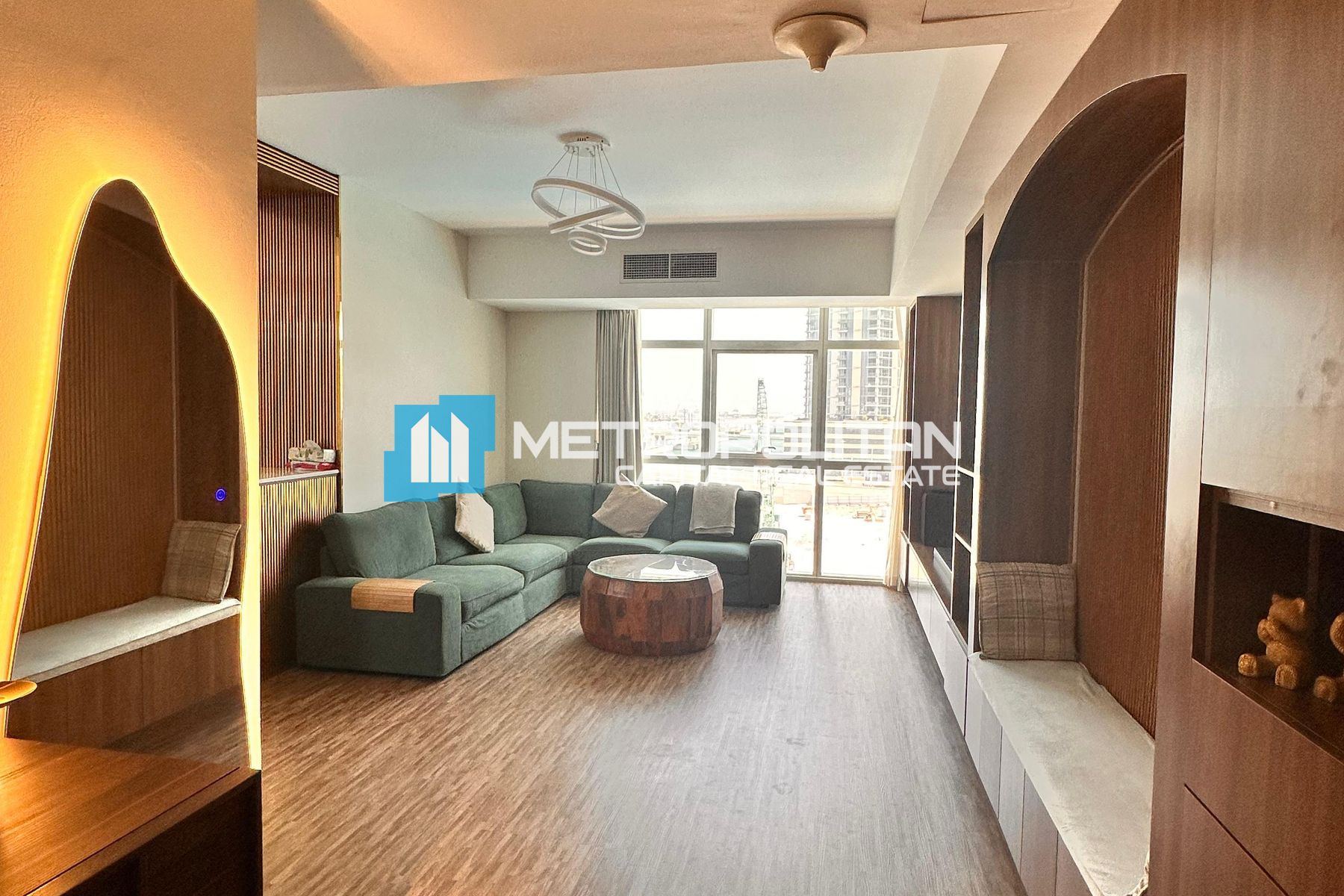 Canal View | Upgraded 2BR | Unfurnished | Corner