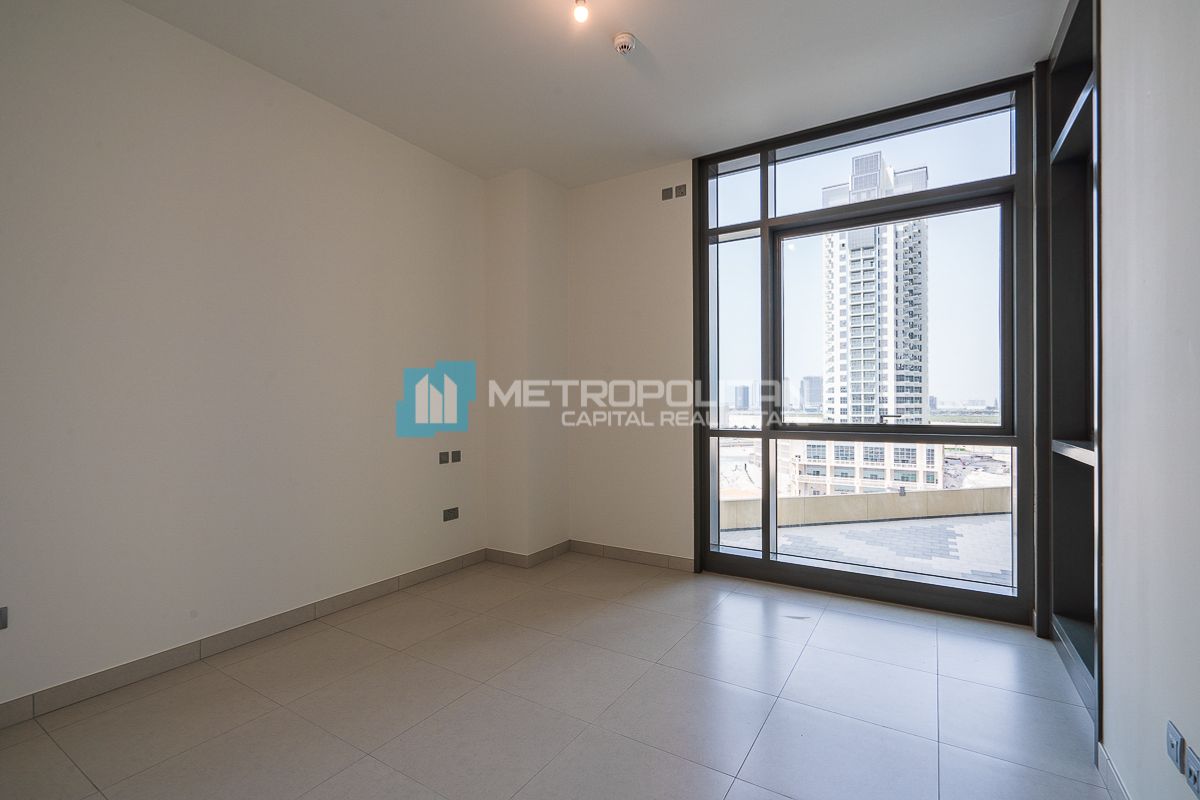 Canal View | High ROI 1BR | Waterfront Community