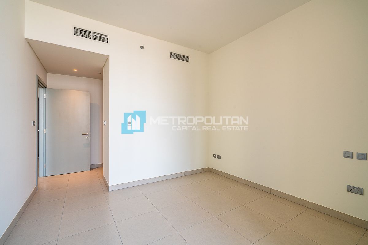 Canal View | High ROI 1BR | Waterfront Community