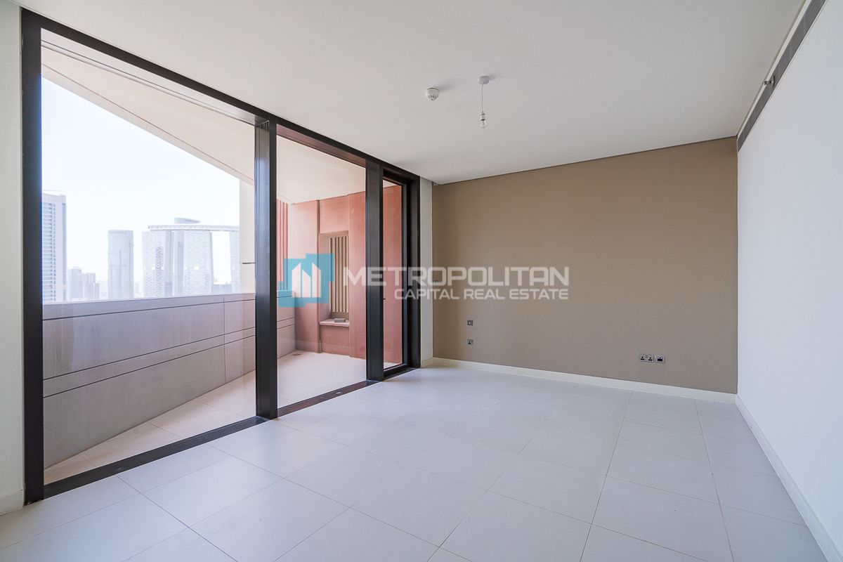 High Floor Unit | Skyline View | 2BR w/ Balcony