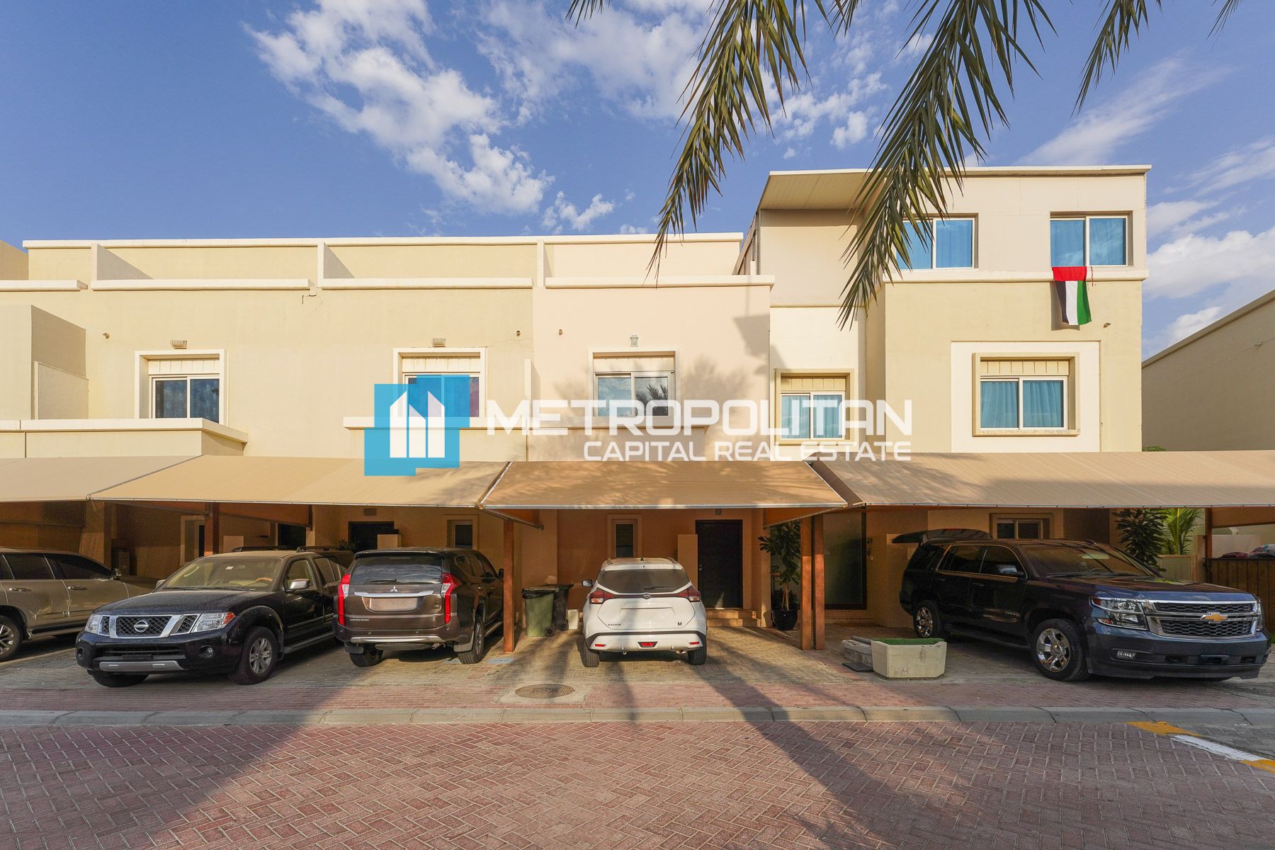 Duplex 3BR | Premium Amenities | Private Garden
