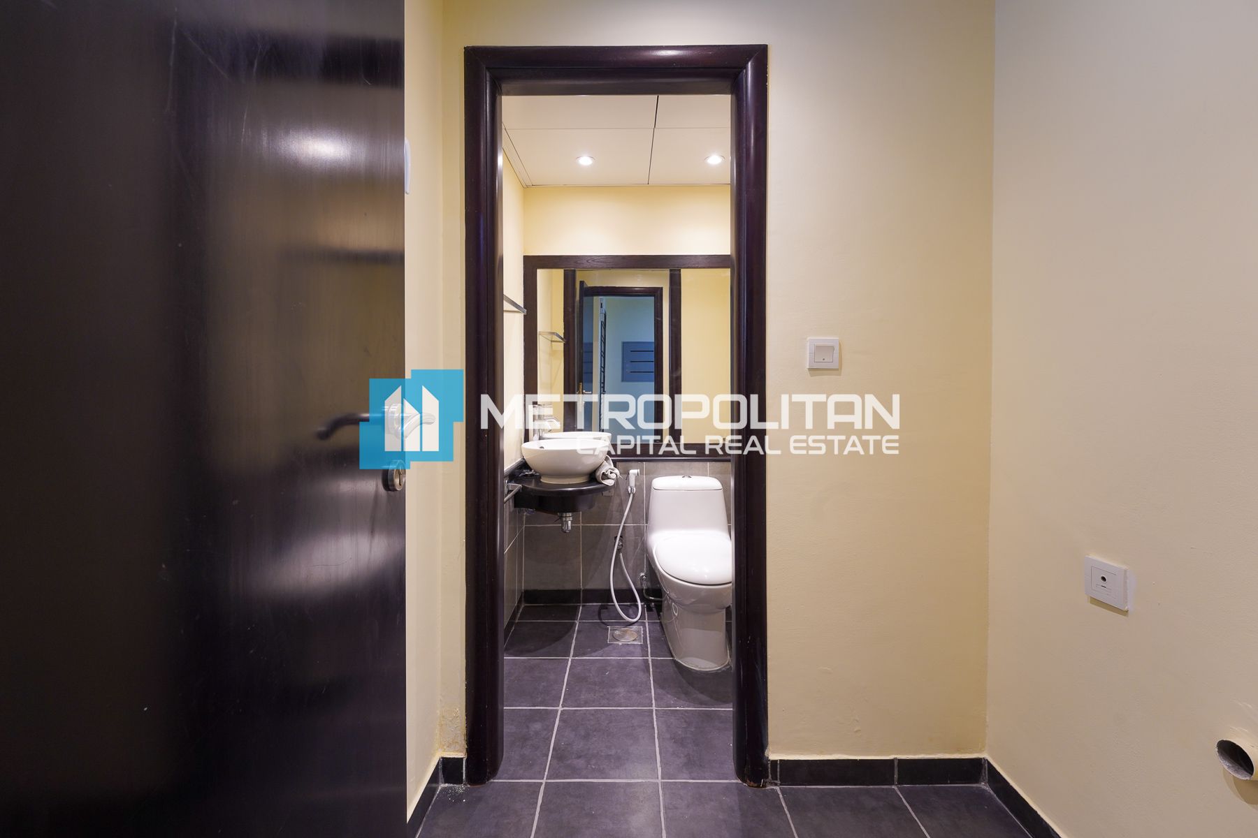 Duplex 3BR | Premium Amenities | Private Garden