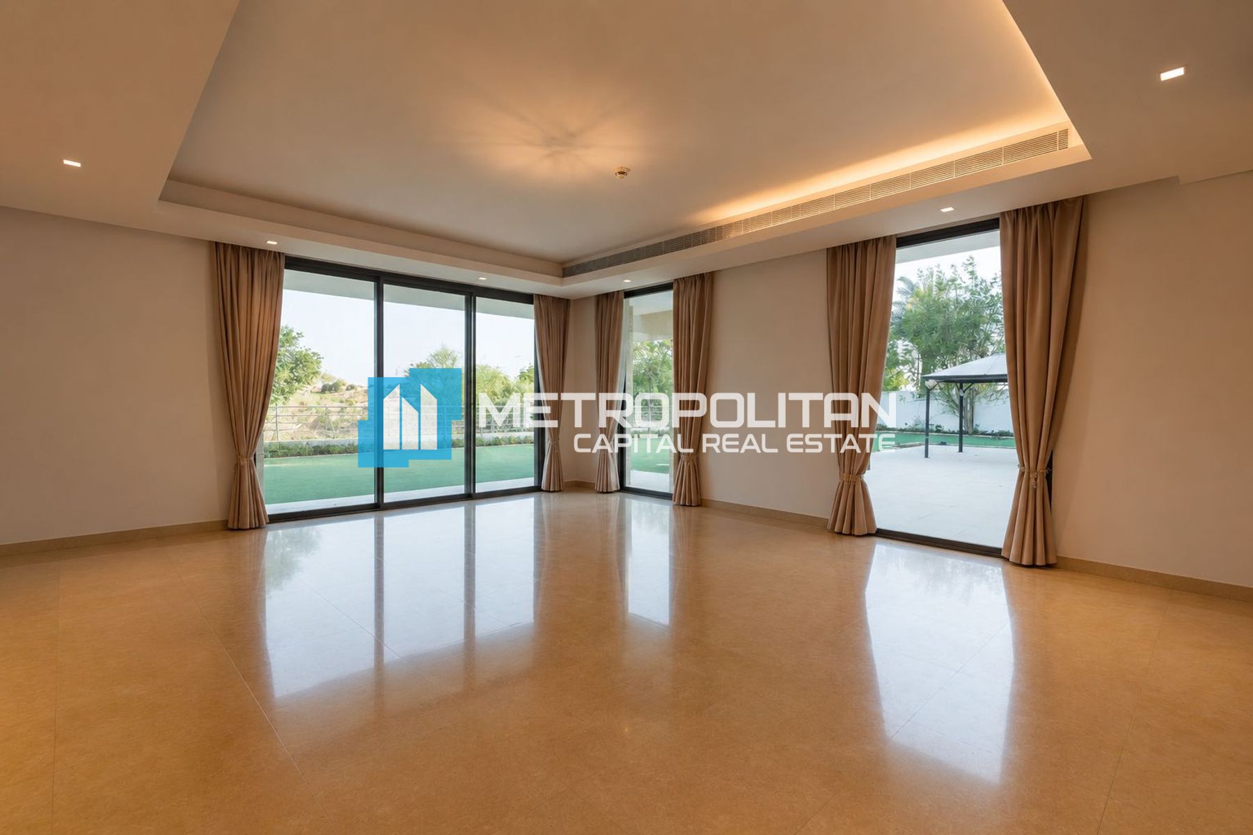 Single Row Middle | Golf View | Vacant Unit