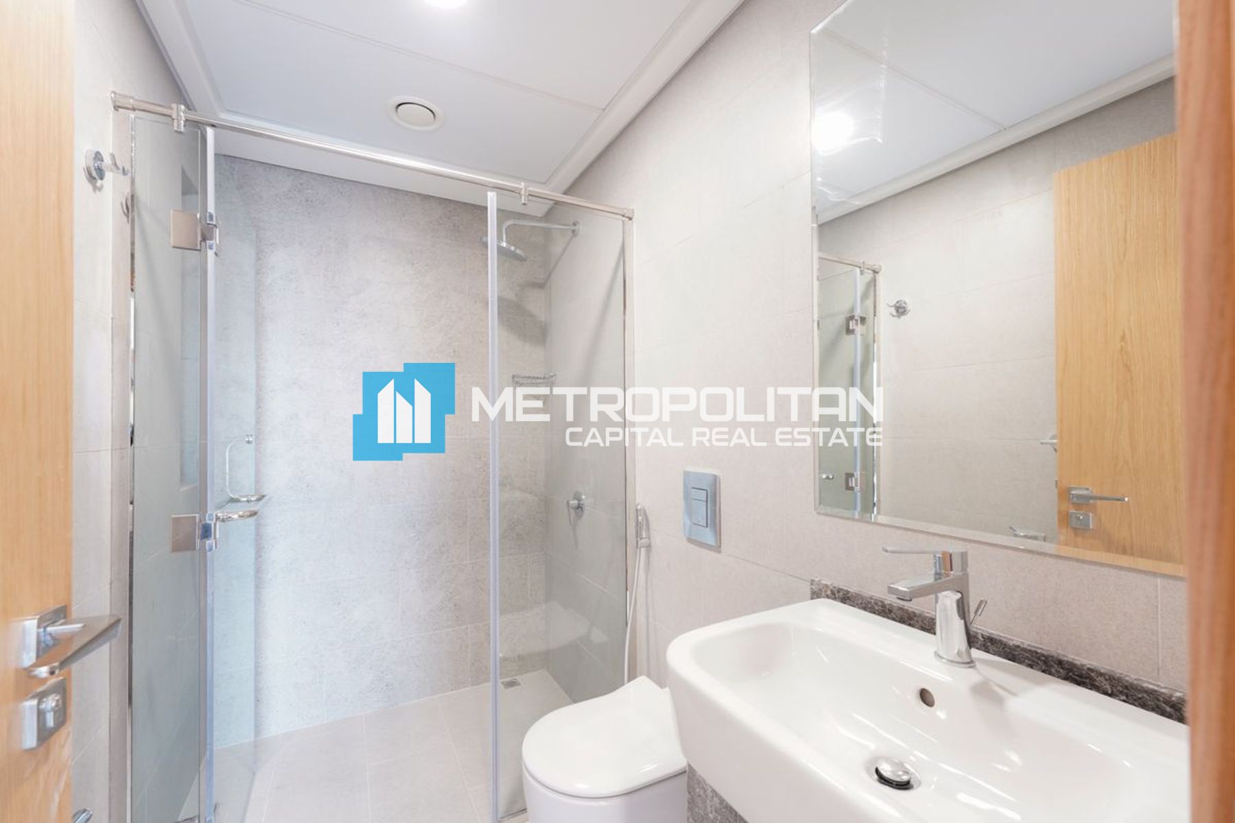 Pool View | Modern 2 Bedroom | Kitchen Appliances