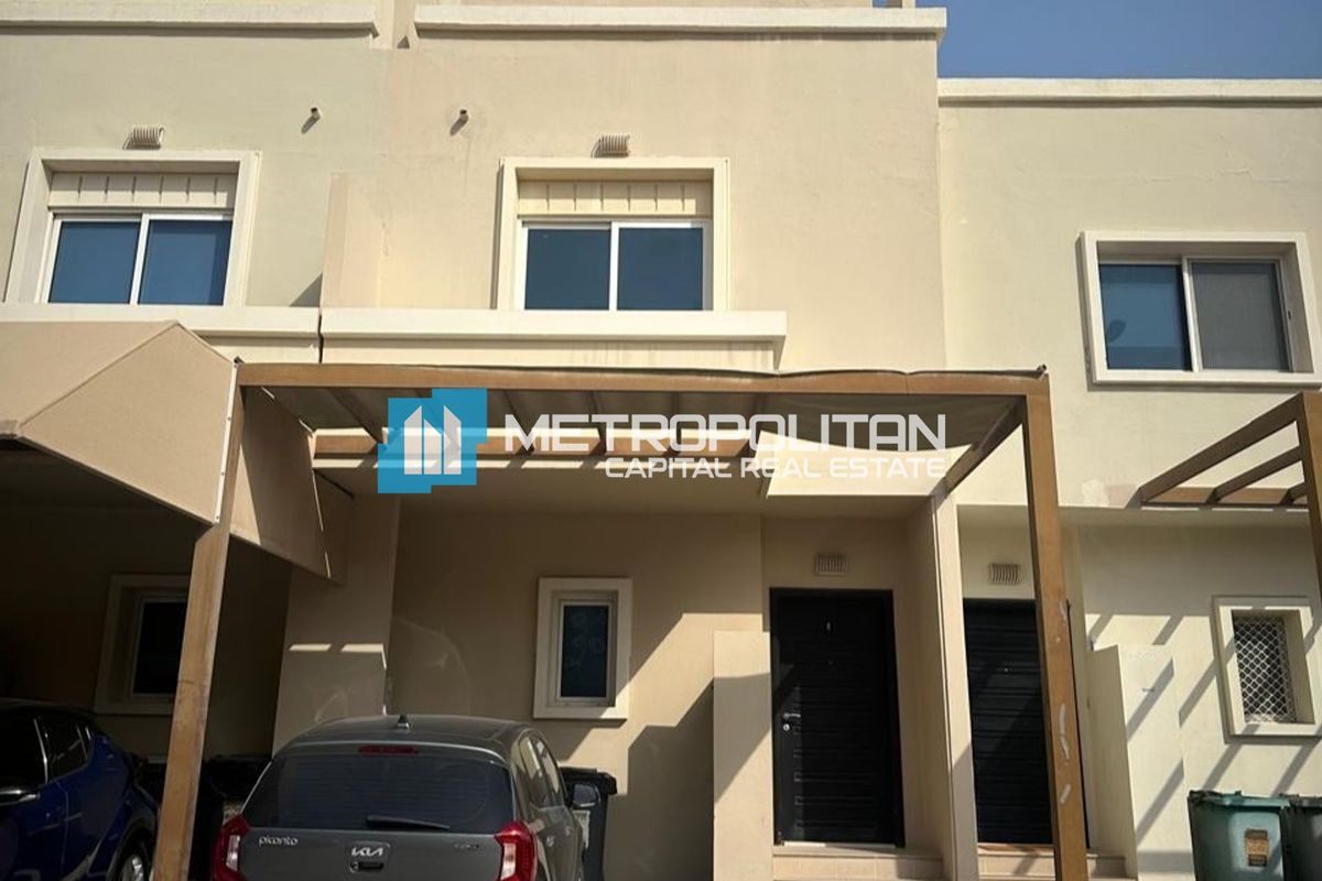 تاون هاوس للبيع في Arabian Style، Al Reef - MCS-51407