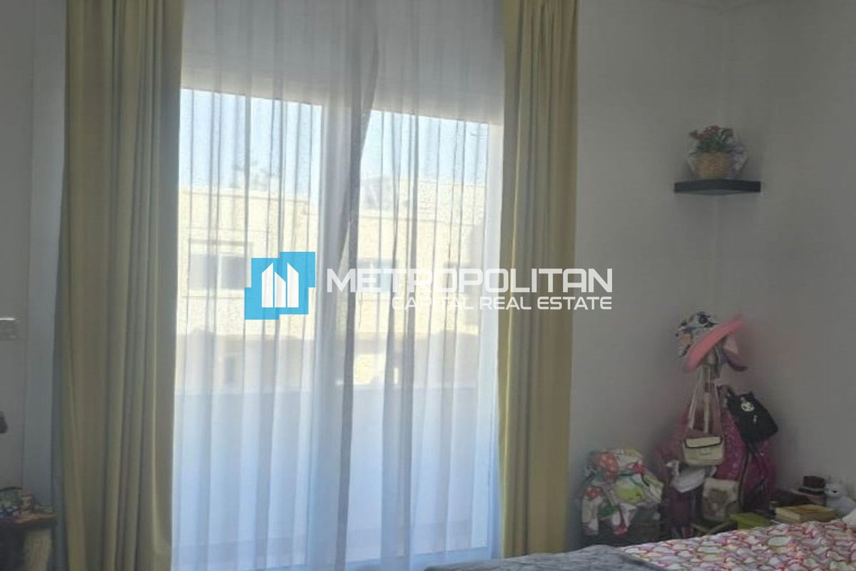 3BR w/ Maids| Single Row | Garden | Arabian Style